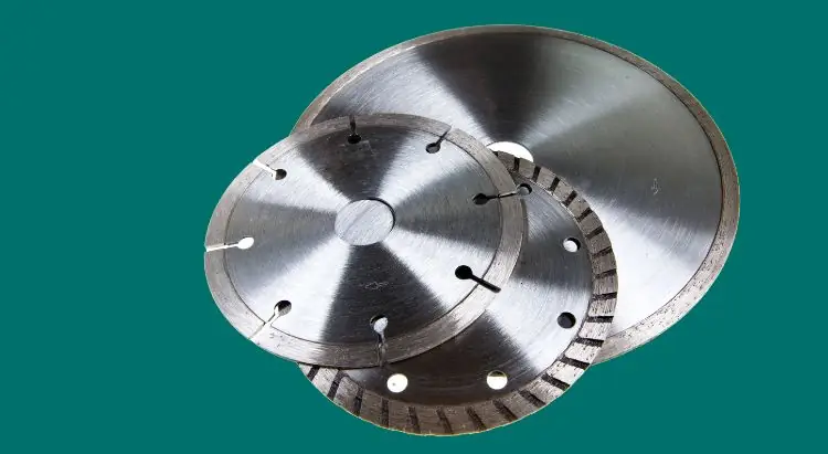 Best Circular Saw Blade for Pressure Treated Wood (2)
